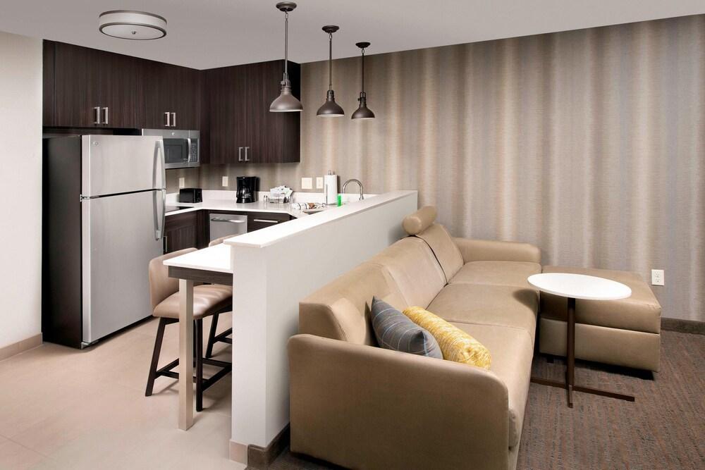 Goshen Hotel 3*